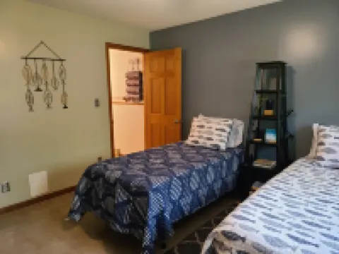 St. Louis River 3 Bedroom Home with Incredible View