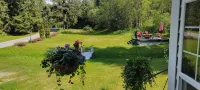 Beautiful valley retreat only 2.6 miles from the glacier and close to airport! Hotels near Chapel by the Lake