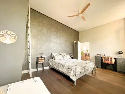 Large Mas in a natural area, Splendid apartment "Au Vert
