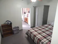 Cozy 1BR Near MTU, Keweenaw & Houghton, Full Kitchen & Wifi near Dining & Bars