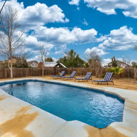 Luxury Barnhouse with 🔥HEATED🔥 Pool