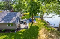 Classic Lake Sallie Home - Fish, Golf, Bike, Kayak, Pickleball, Bball, Peloton