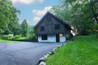 Luxury Ski In-Out ● Mountain Creek ● Hot Tub ● Golf