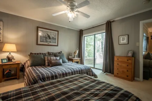 GREAT CLEMSON AND UGA GAME DAY RENTAL!Beauty of Lake Hartwell at Skipping Rocks