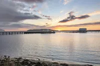 Bayfront Tiny Home - Tillamook Bay/Garibaldi