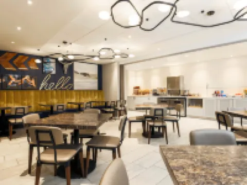 ダブルツリー バイ ヒルトン オースティン - ユニバーシティ エリア トラヴィスのホテル