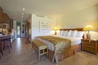 G110 - Ground floor, close to ocean and all amenities, great view