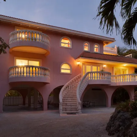 “RENOVATED Gorgeous House with ocean views from balconies, with Hot Tub & Pool”