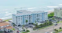 Breathtaking Views from This 5th Floor Ocean Front Condo Hotels near Lake Shepherd