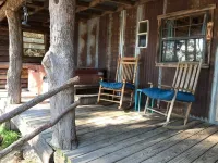 Cici's one bedroom cabin at Bluegill Lake Cabins
