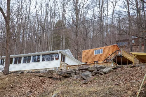 Cozy Mountain Cabin near Ohiopyle, Hot-Tub