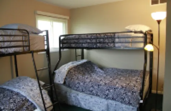 Lake St.Clair Canal Home w/Pontoon/Jet Ski'SPerfect for Families/Fishermen