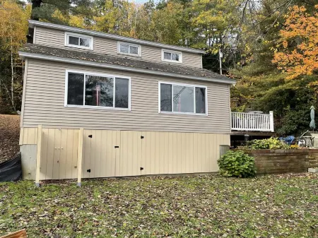 Year-Round Lakeside Retreat