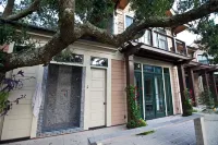 Luxury Estate. Secluded Folly Beach Home with Infinity Pool!