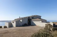 The Point, by Vinifera Homes