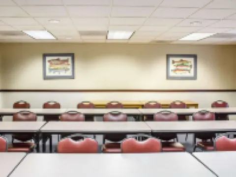 Quality Inn & Suites Longview Kelso Hotels in Cowlitz County
