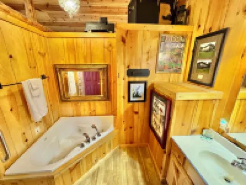 Sylamore Depot Cabin # 302 山景城酒店