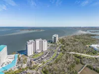 Fully Renovated, Resort Corner Condo in Sanibel Harbour Tower with Private Beach