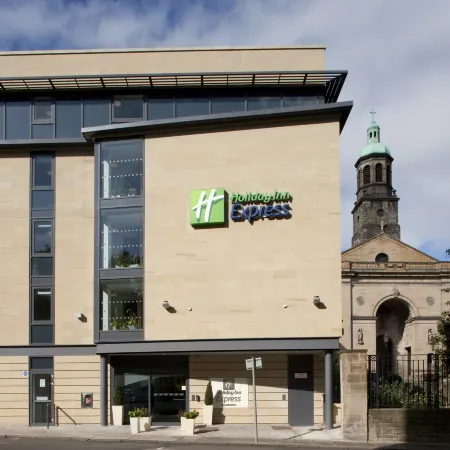 Holiday Inn Express EDINBURGH - ROYAL MILE by IHG Отели рядом с достопримечательностью «Старый город»