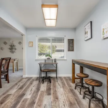 Clovis House with Foosball, 2-Car Garage!