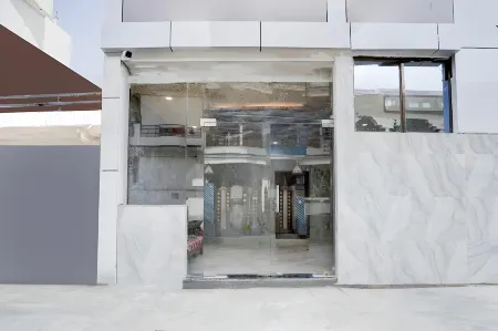 Siddhi Vinayak Inn Отели в г. Сойепур