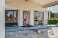 Motel 6 Lancaster, TX - DeSoto - Lancaster Hotel di DeSoto
