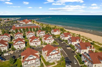 NEW! Indigo Waters- Steps to the sand! Sleeps 7! Book today!