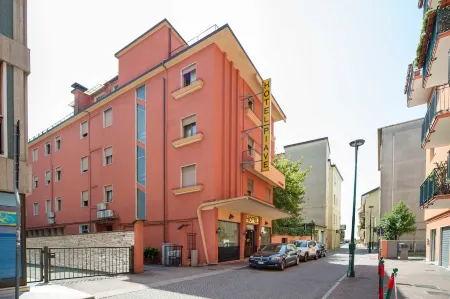 Camelia Rooms Venice Guesthouse