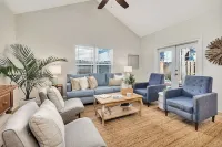 Charming Coastal Cottage on St. Simons Island