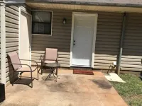 Cute 2 bedroom/2 bathrooms home