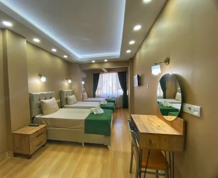 Ulubat Castle Hotel