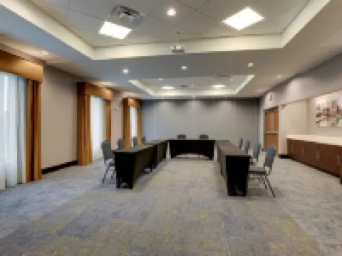 ハンプトン イン & スイーツ ローマ ロームのホテル