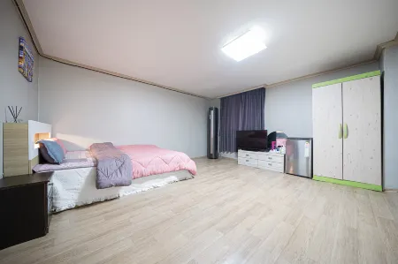 Buan Myeongseong Отели в г. Пуан