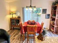 Crows Keep-Near University Hotels in Arcata