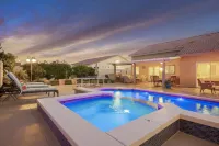 Dulce Vida: Pool, Spa, Table Games, Fire Pit, BBQ! 인디오 호텔