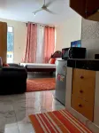 Lux Suites Carina Studio Apartments - parking