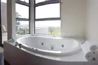 Cosy Corner Sea View Apartments