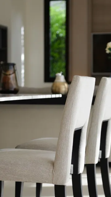 ห้องสวีทแบบสองห้องนอนพร้อมสระว่ายน้ำส่วนตัว