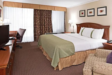 Days Inn by Wyndham Warren