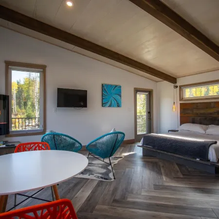 Blackstone B&B