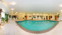 Sleep Inn & Suites - Pools