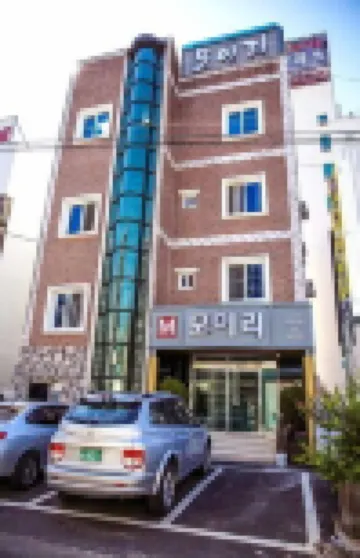 Moiri Guesthouse - Hostel Hotels in 