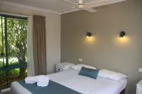 Aqua Villa Holiday Apartments