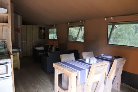 Lo Rey du Lac Отели в г. Ангрс