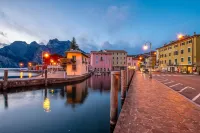 Torbole on the Moon - Happy Rentals - Apartments