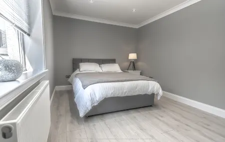 1 Bed Cottage-Sleeps 2-Parking-Pets-Hot Tub Отели рядом с достопримечательностью «Portmoak Moss»