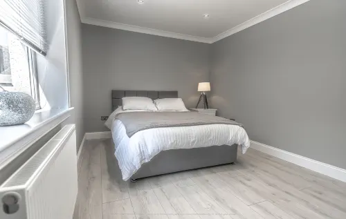 1 Bed Cottage-Sleeps 2-Parking-Pets-Hot Tub