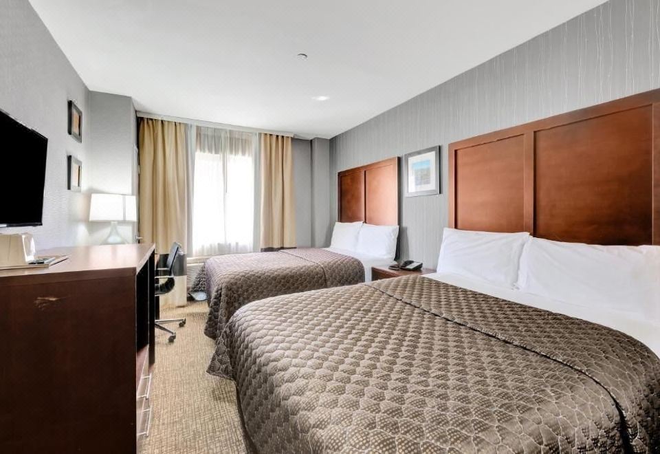 페르골라 JFK 공항 호텔