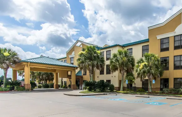 新伊比利亞品質套房酒店