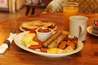 The Georgetown Inn - breakfast